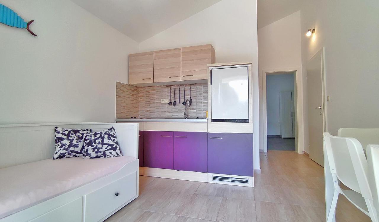 Apartmani Bodo ดริเวนิก ภายนอก รูปภาพ